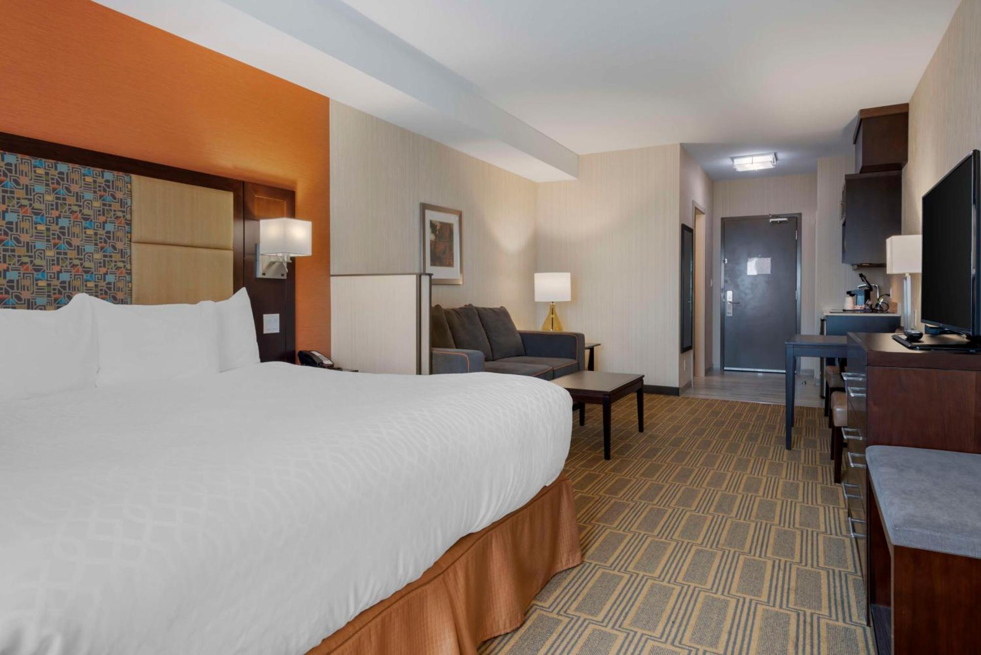 Best Western Plus Chateau Fort St. John Extérieur photo