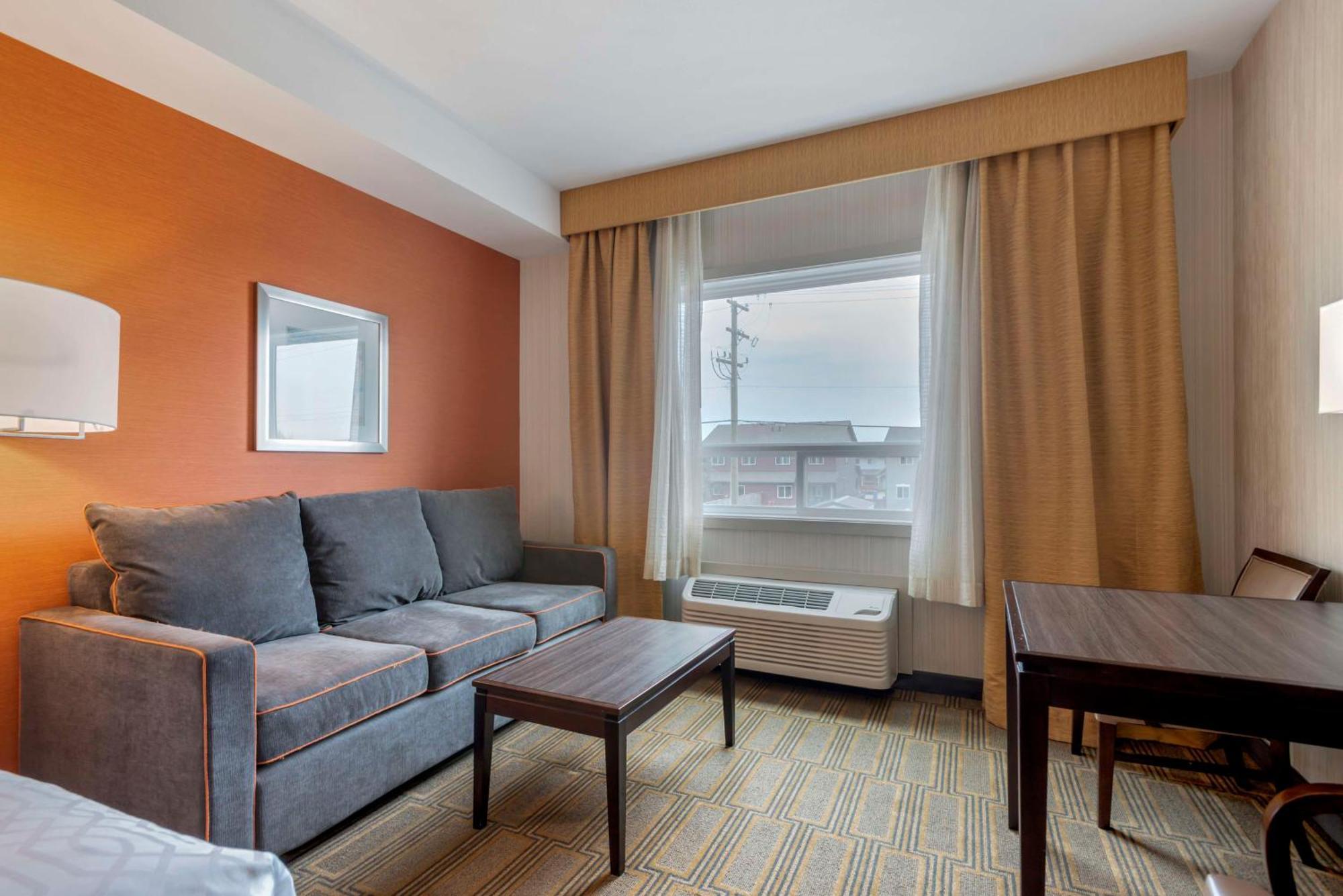 Best Western Plus Chateau Fort St. John Extérieur photo