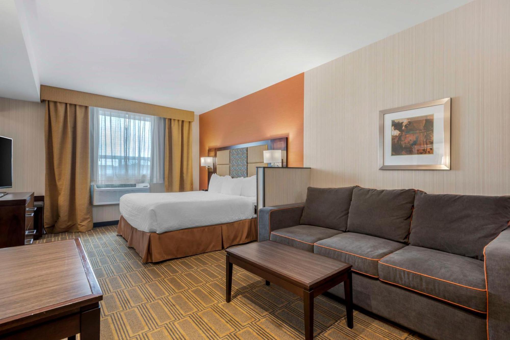 Best Western Plus Chateau Fort St. John Extérieur photo