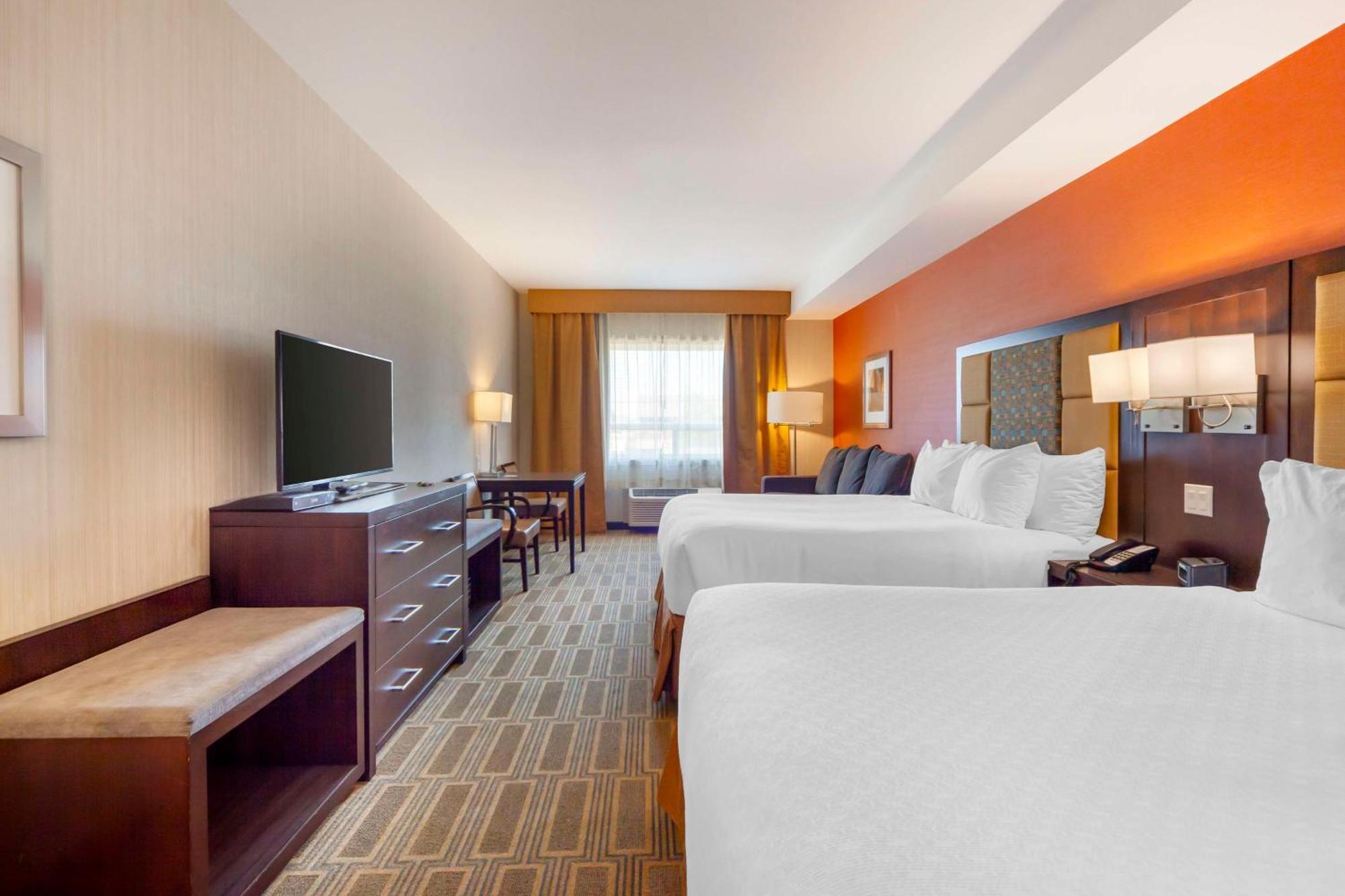 Best Western Plus Chateau Fort St. John Extérieur photo